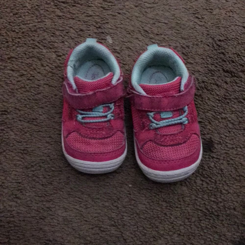 Surprise Walking shoes